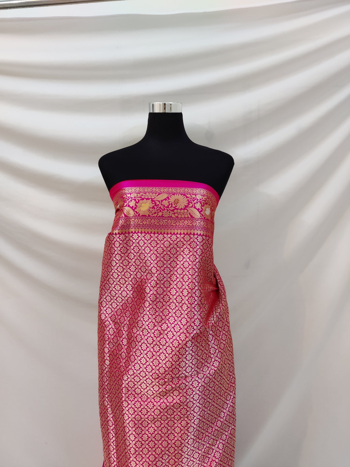 Pink Banarasi Katan Silk Handloom Saree