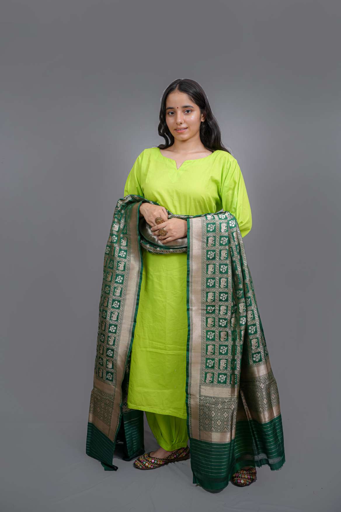 Banarasi Katan Silk Handloom Dupatta