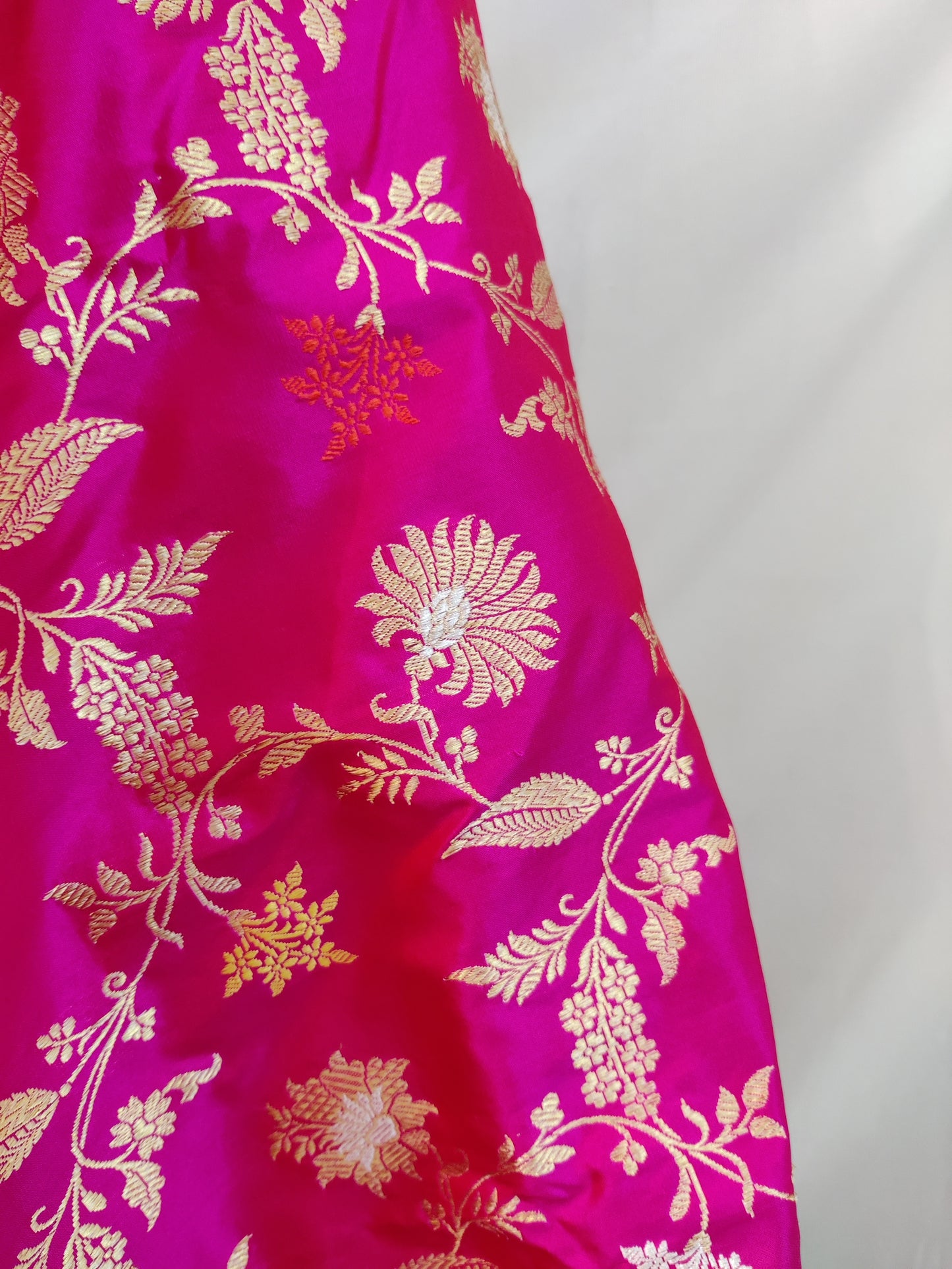 Pink Banarasi Katan Silk Handloom Saree