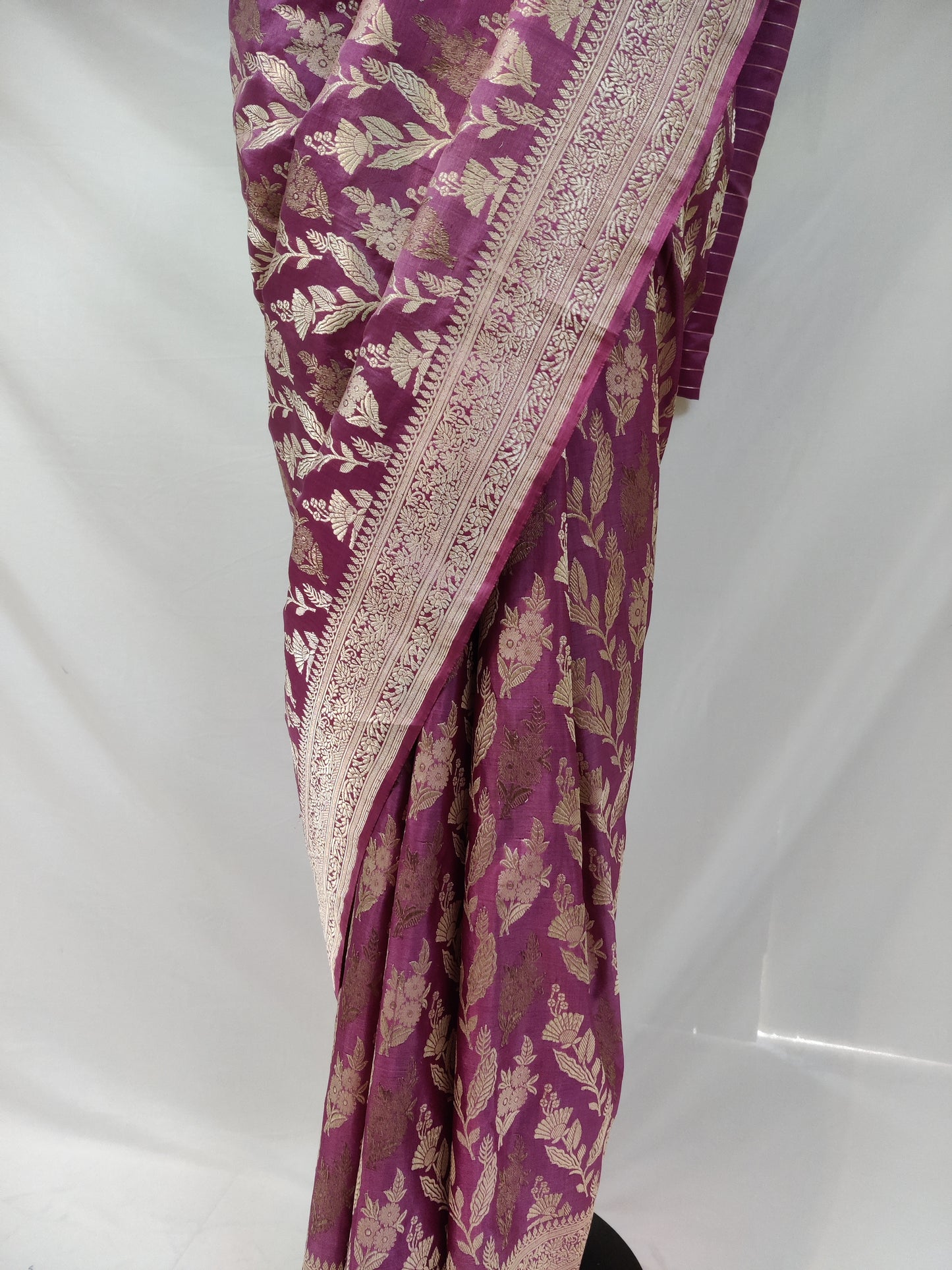 Mauve Banarasi Katan Silk Handloom Saree